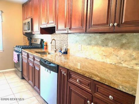 689 Hill Road Toms River NJ 08753
