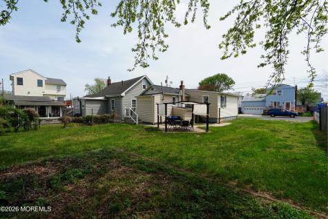 137 Maple Avenue Keansburg NJ 07734