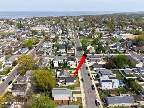 137 Maple Avenue Keansburg NJ 07734