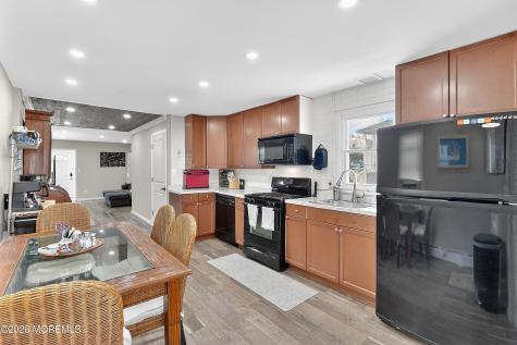 137 Maple Avenue Keansburg NJ 07734