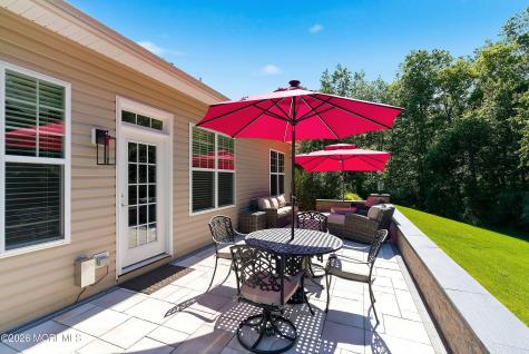 10 Cauthen Court Manalapan NJ 07726