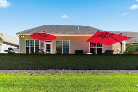 10 Cauthen Court Manalapan NJ 07726