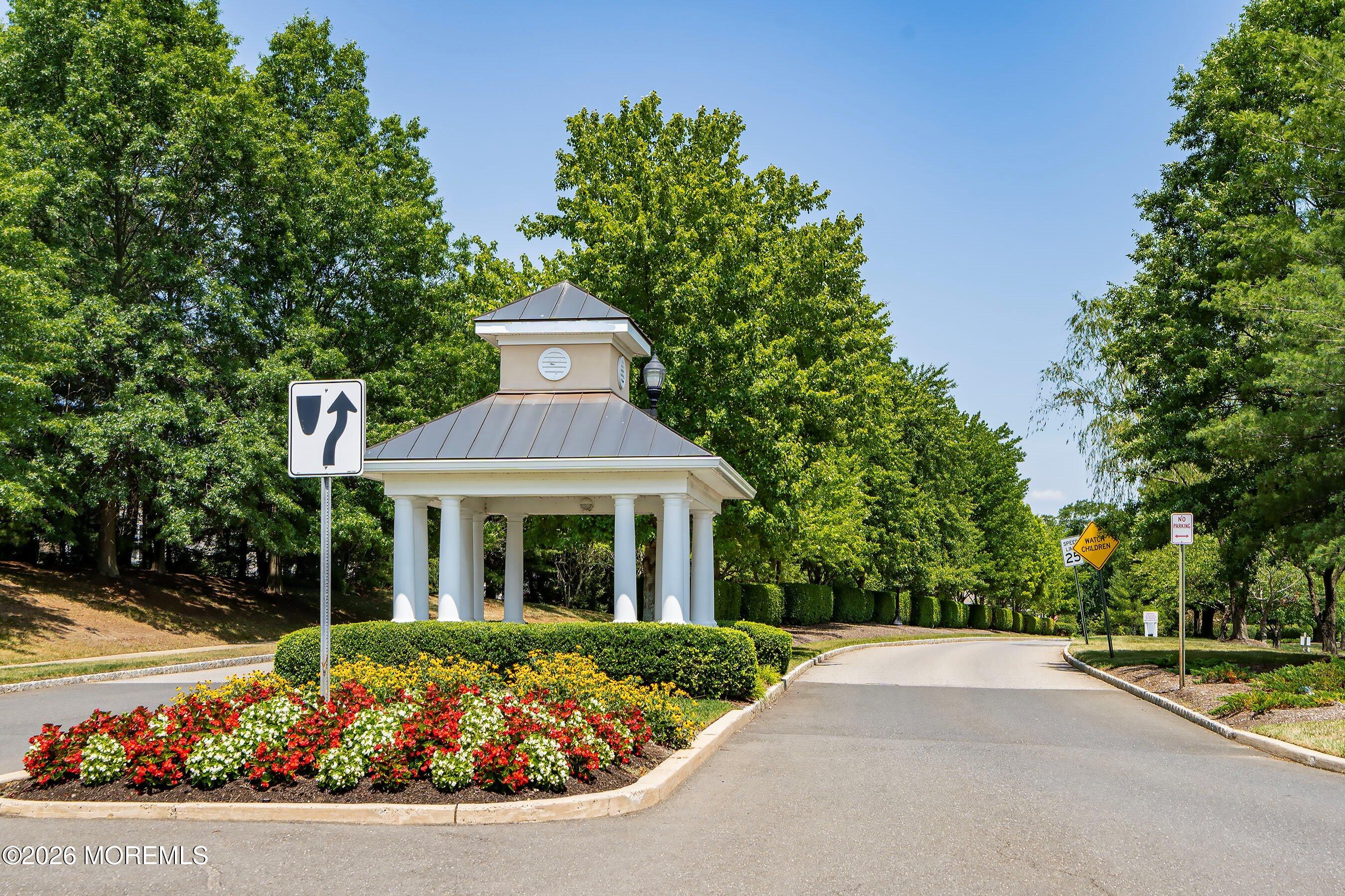 10 Cauthen Court Manalapan NJ 07726