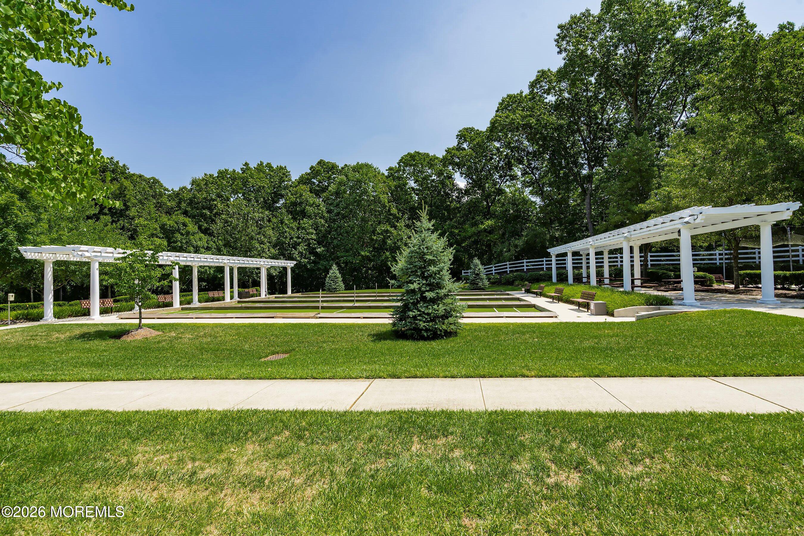 10 Cauthen Court Manalapan NJ 07726