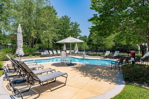 10 Cauthen Court Manalapan NJ 07726