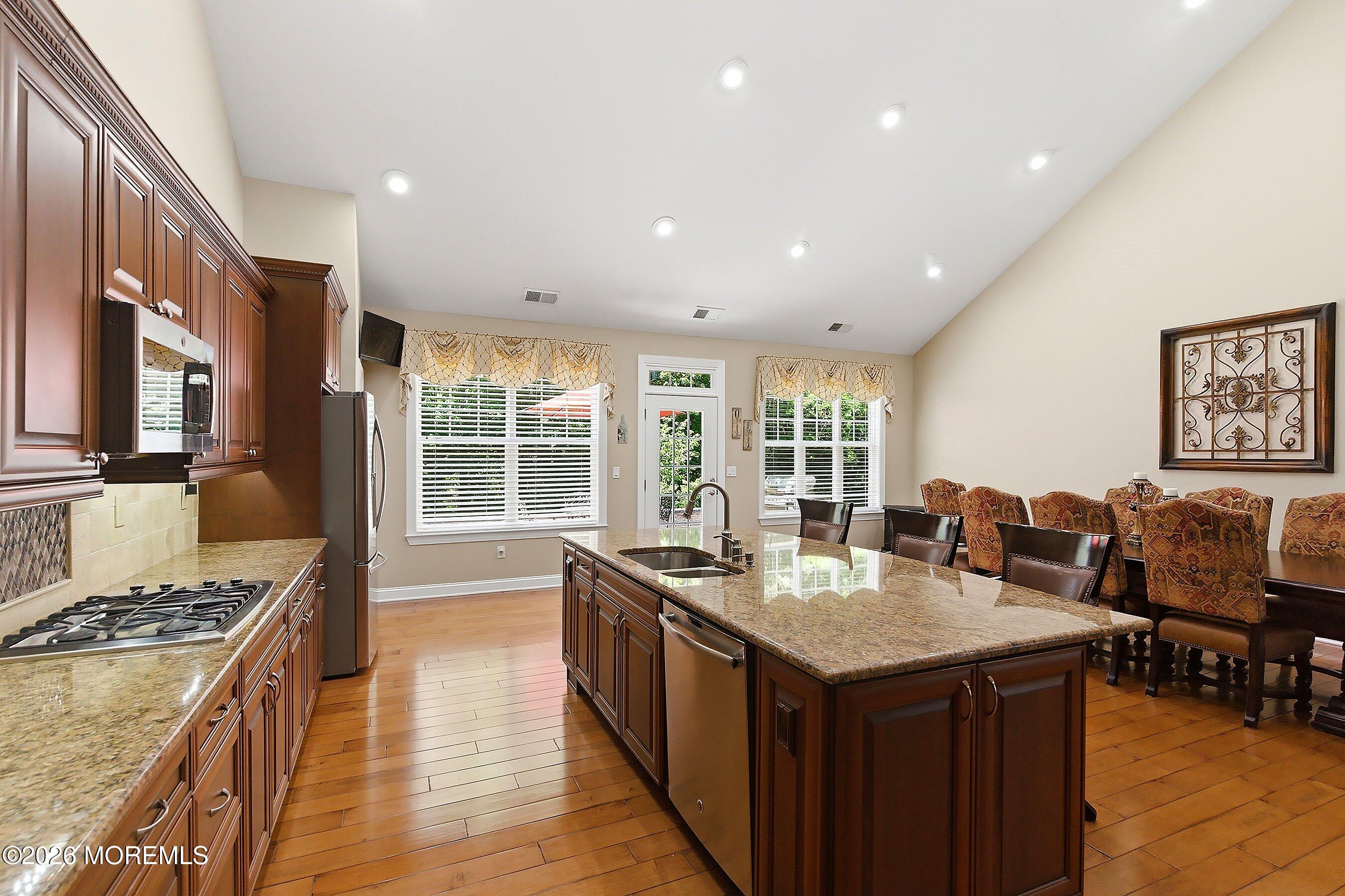 10 Cauthen Court Manalapan NJ 07726