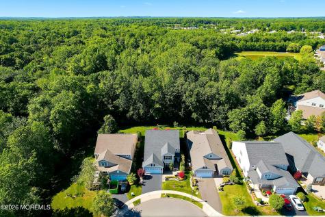10 Cauthen Court Manalapan NJ 07726