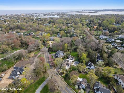 22 Ridge Road Rumson NJ 07760