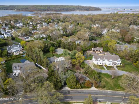 22 Ridge Road Rumson NJ 07760