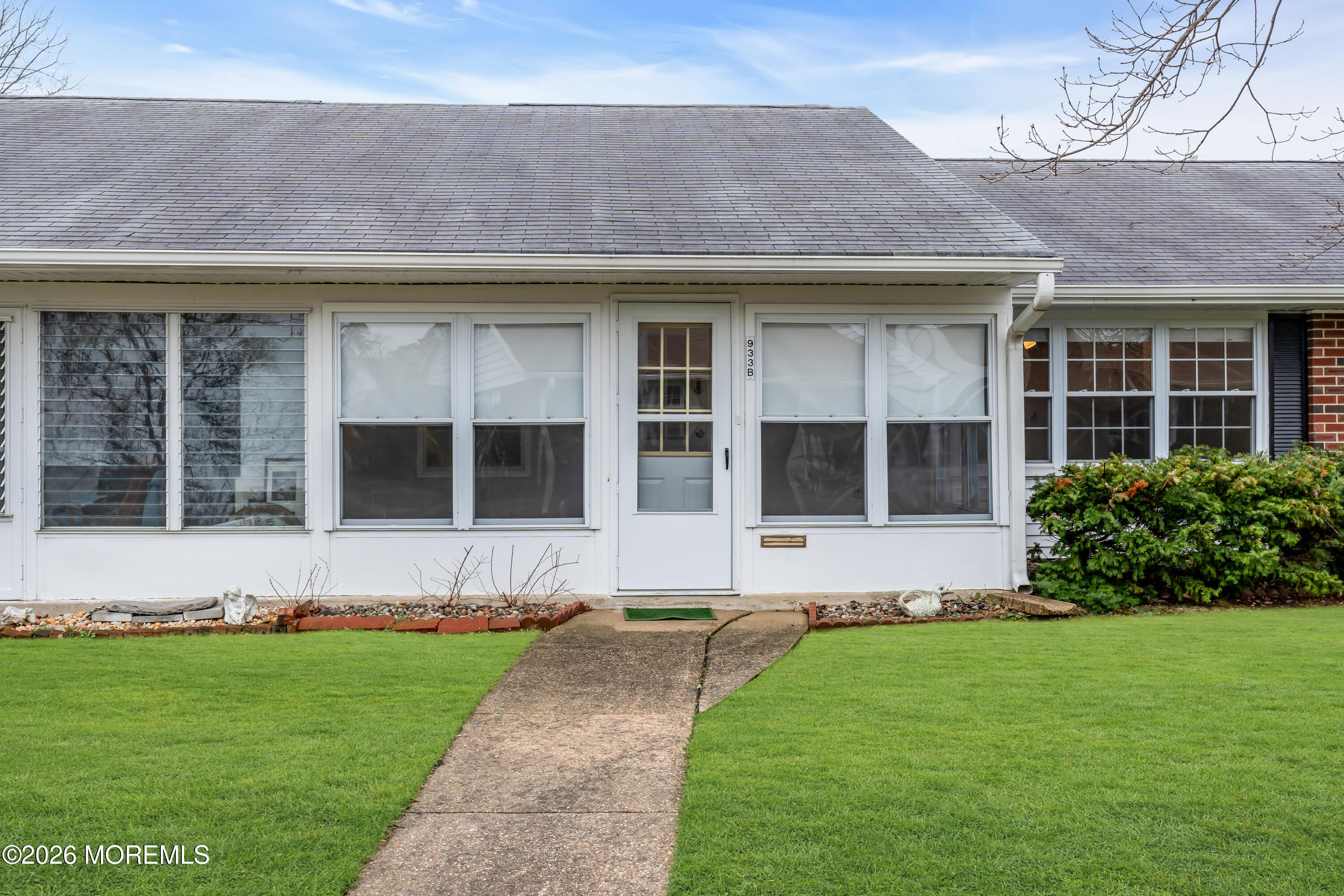 933B Thornhill Court Lakewood NJ 08701