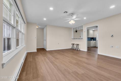 933B Thornhill Court Lakewood NJ 08701