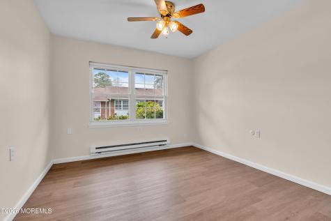 933B Thornhill Court Lakewood NJ 08701