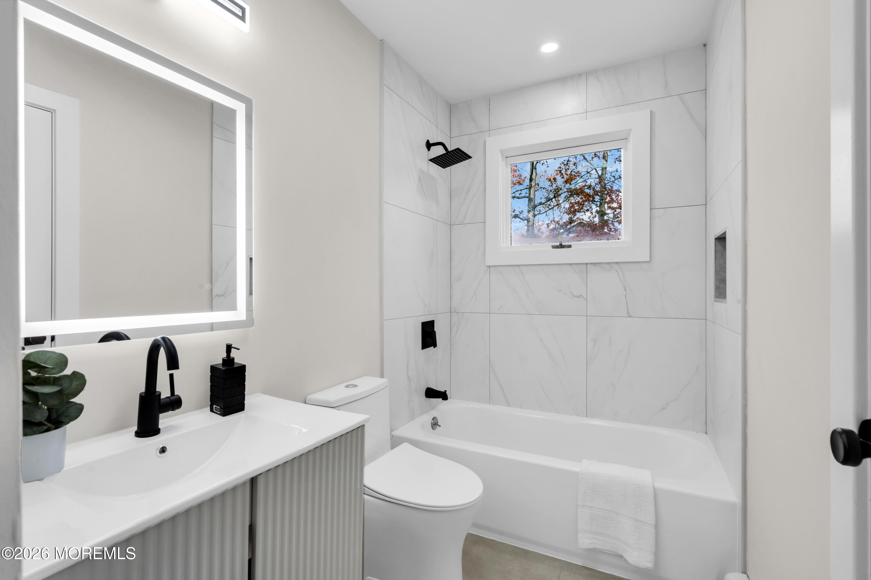 1186 Galley Avenue Manahawkin NJ 08050