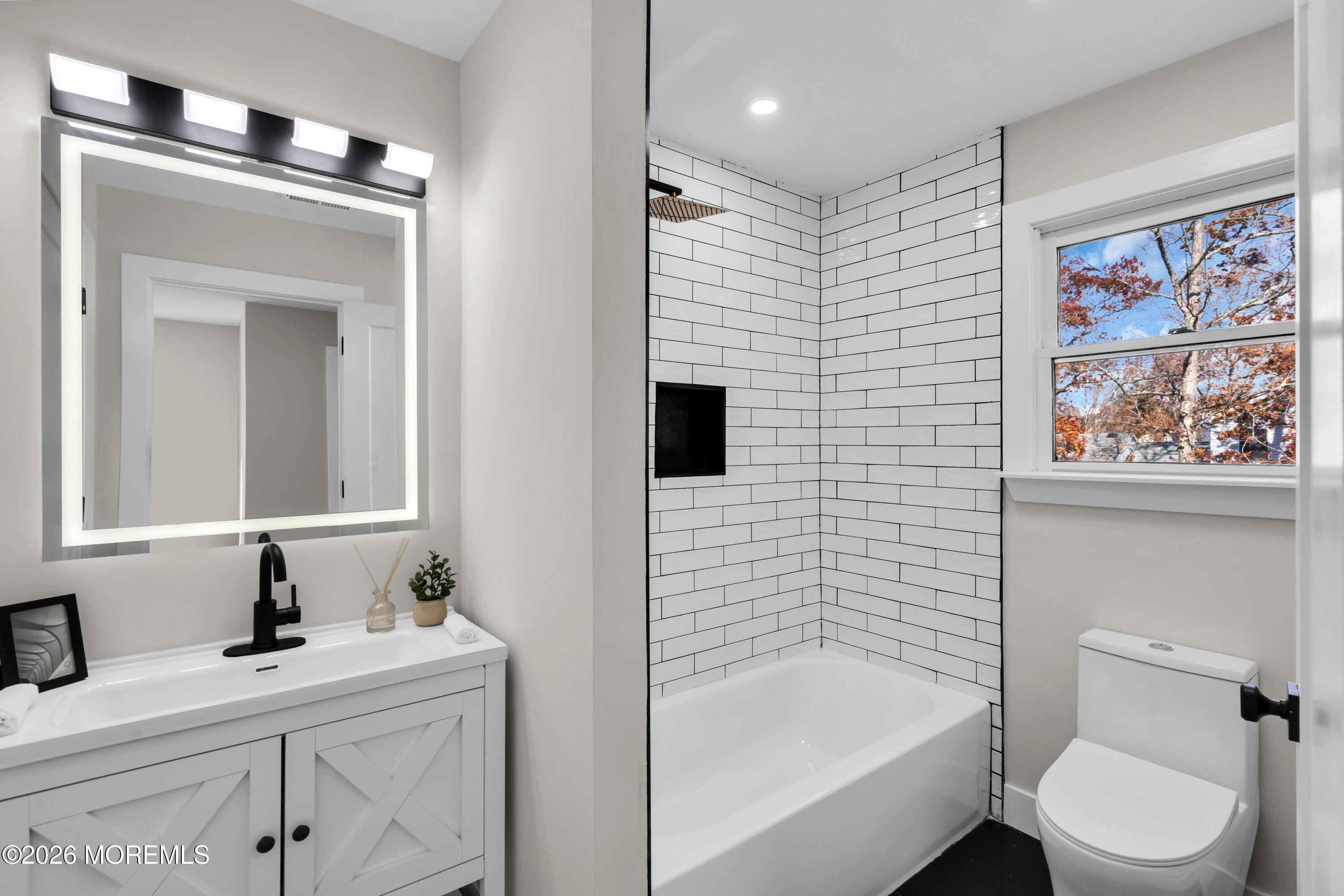 1186 Galley Avenue Manahawkin NJ 08050