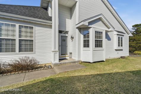 11 Ripple Terrace Barnegat NJ 08005