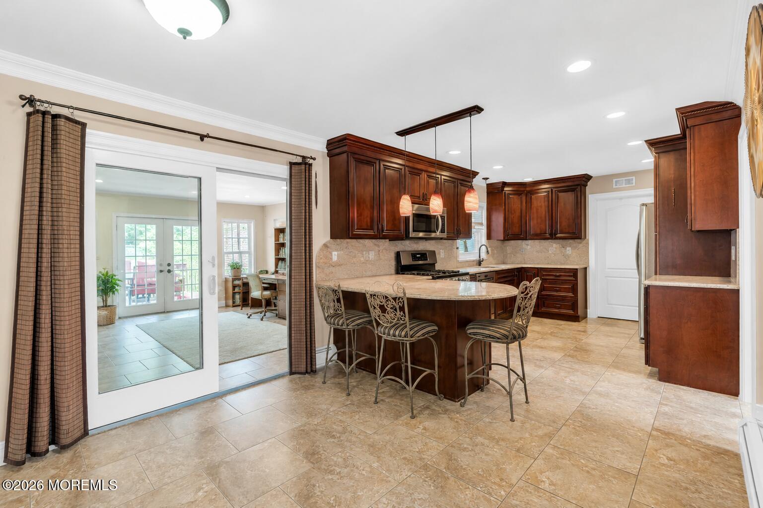 101 Oxford Lane Aberdeen NJ 07747