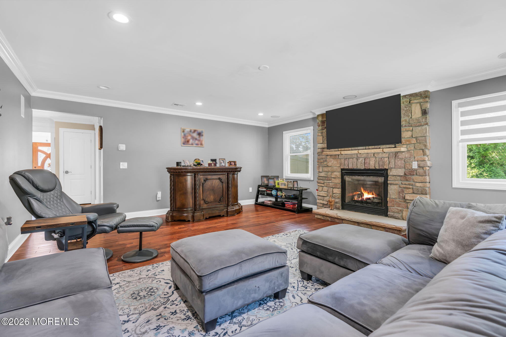101 Oxford Lane Aberdeen NJ 07747