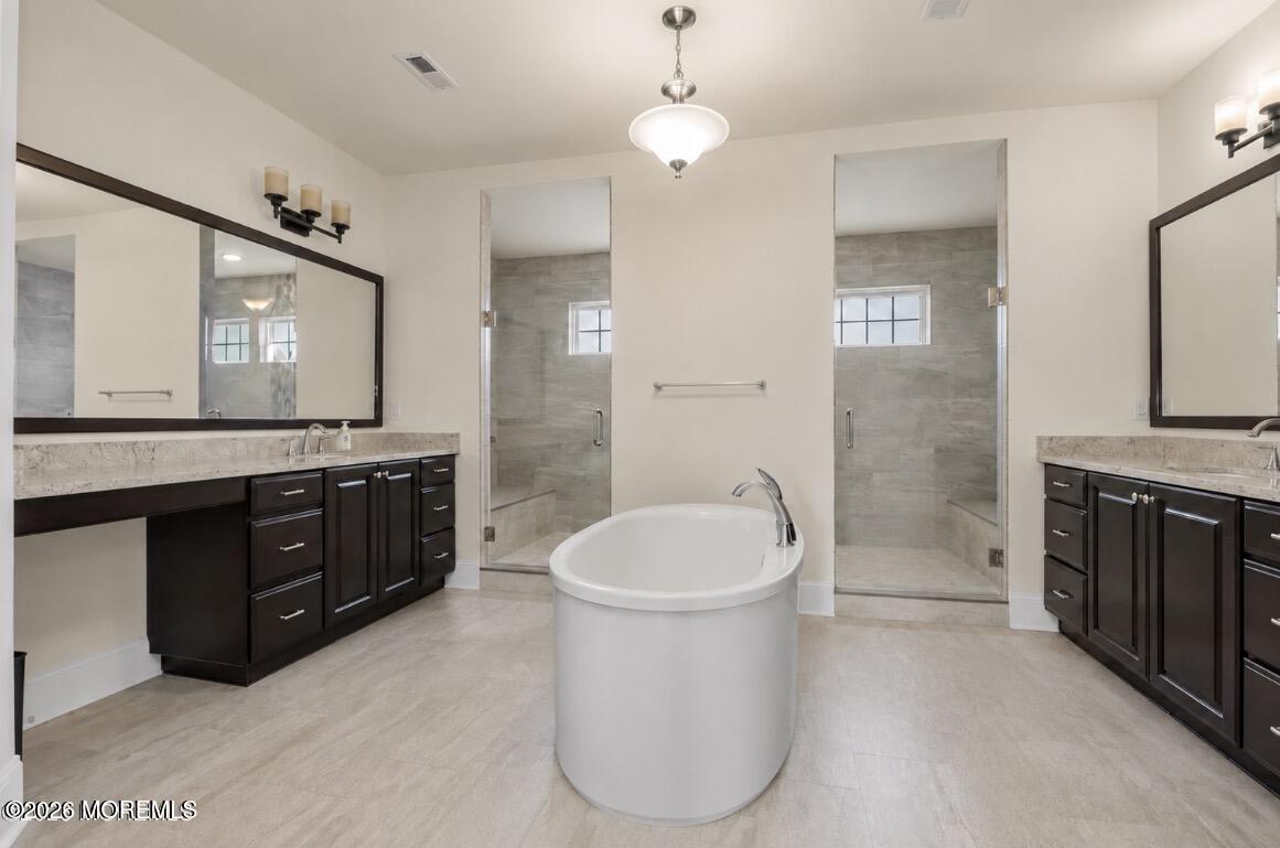 4 Prestwick Court Holmdel NJ 07733