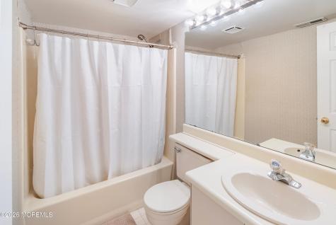 4 Hickory Hill Road Jackson NJ 08527