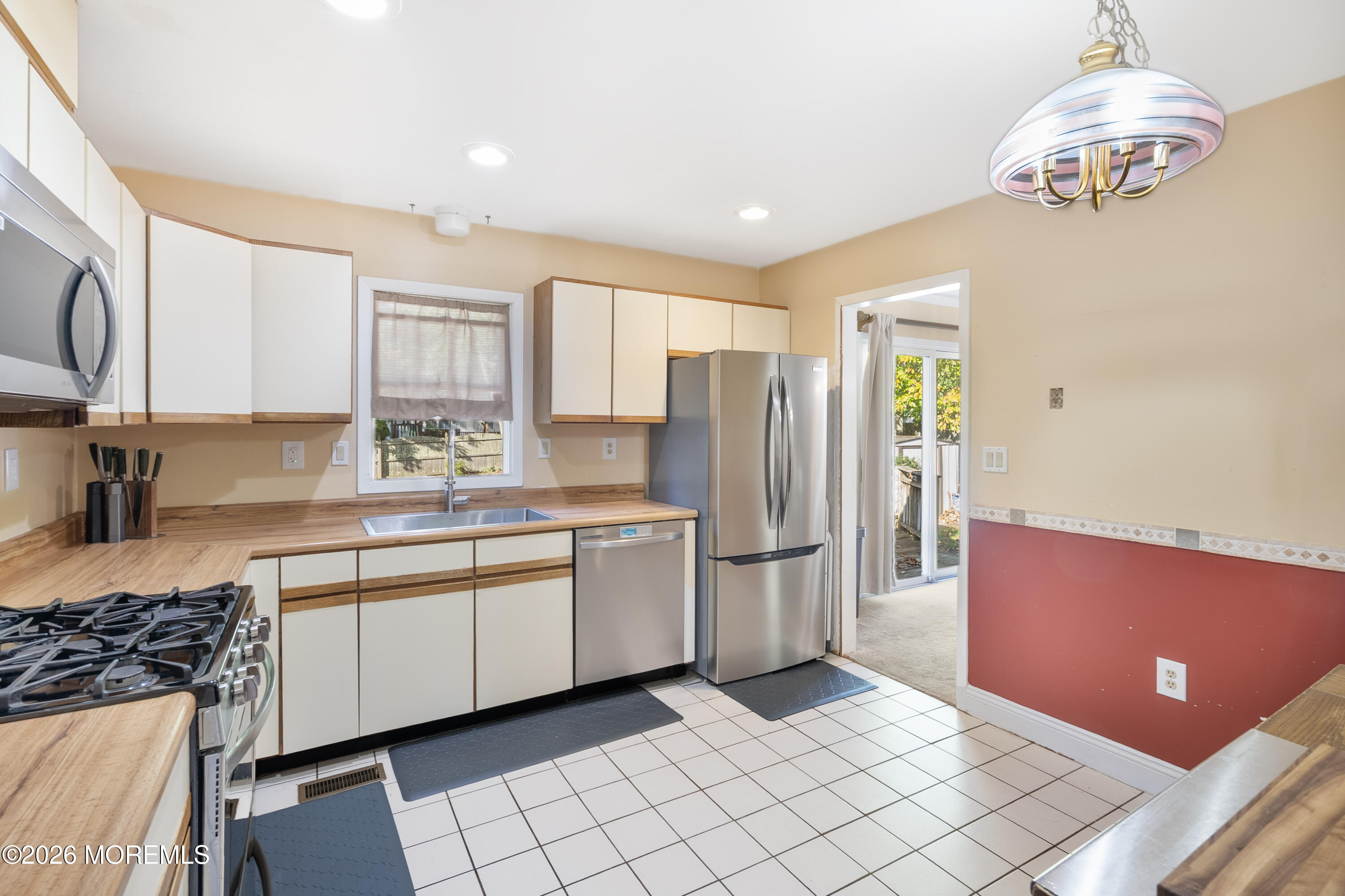 4 Hickory Hill Road Jackson NJ 08527