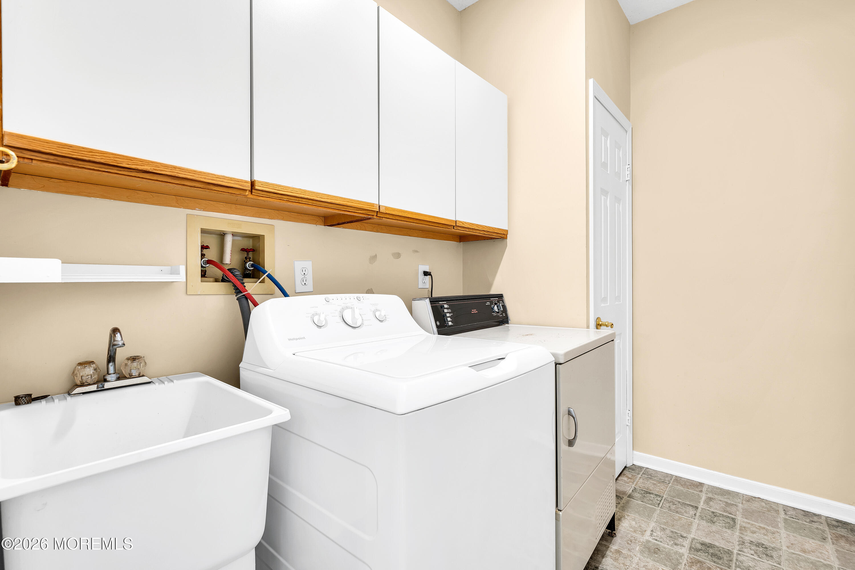 12 Wharfside Way Bayville NJ 08721