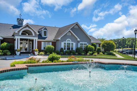12 Wharfside Way Bayville NJ 08721