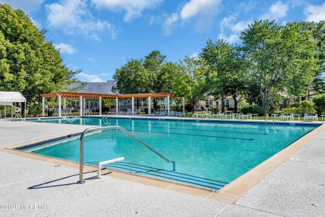 12 Wharfside Way Bayville NJ 08721