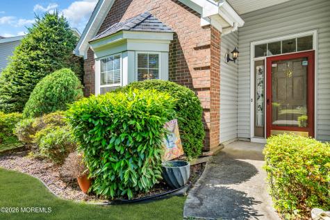 12 Wharfside Way Bayville NJ 08721