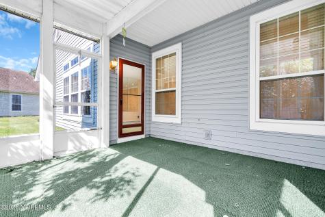 12 Wharfside Way Bayville NJ 08721