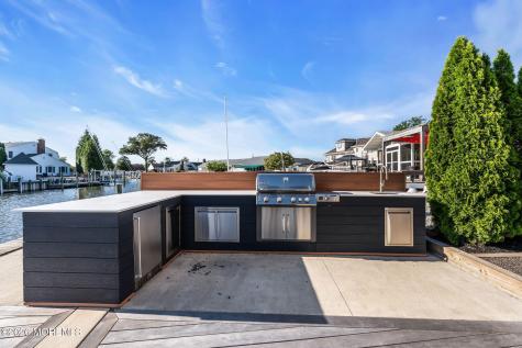 1826 Southeast Drive Point Pleasant NJ 08742