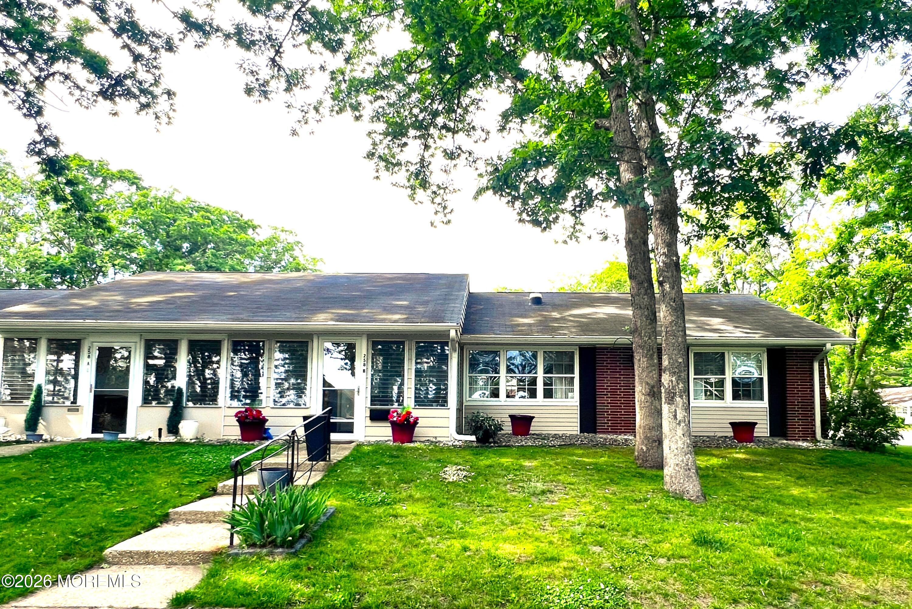 258 Jefferson Court Lakewood NJ 08701