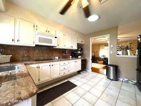 258 Jefferson Court Lakewood NJ 08701