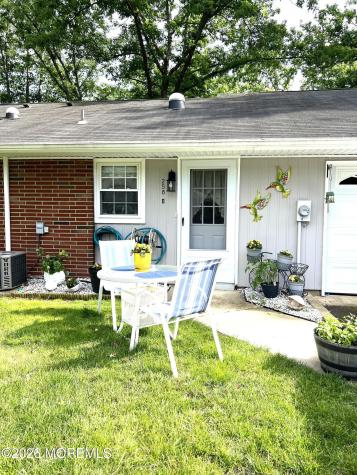 258 Jefferson Court Lakewood NJ 08701