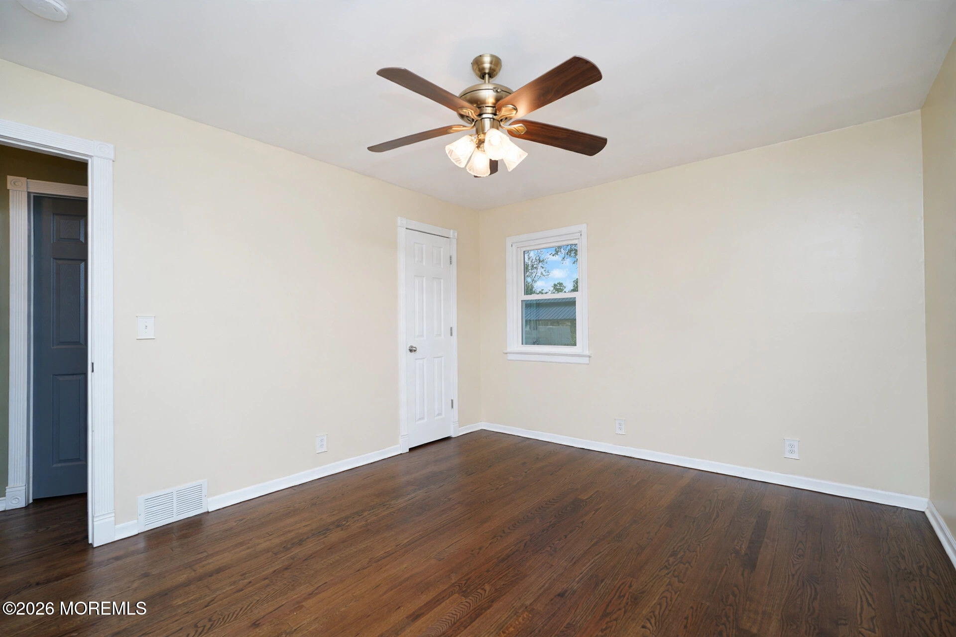 6 Lind Drive Middletown NJ 07748