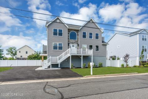 707 Prospect Avenue Union Beach NJ 07735