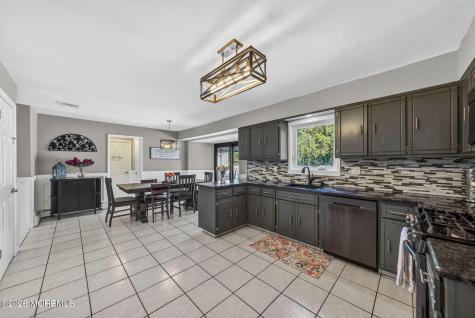 4 Catlett Court Manalapan NJ 07726