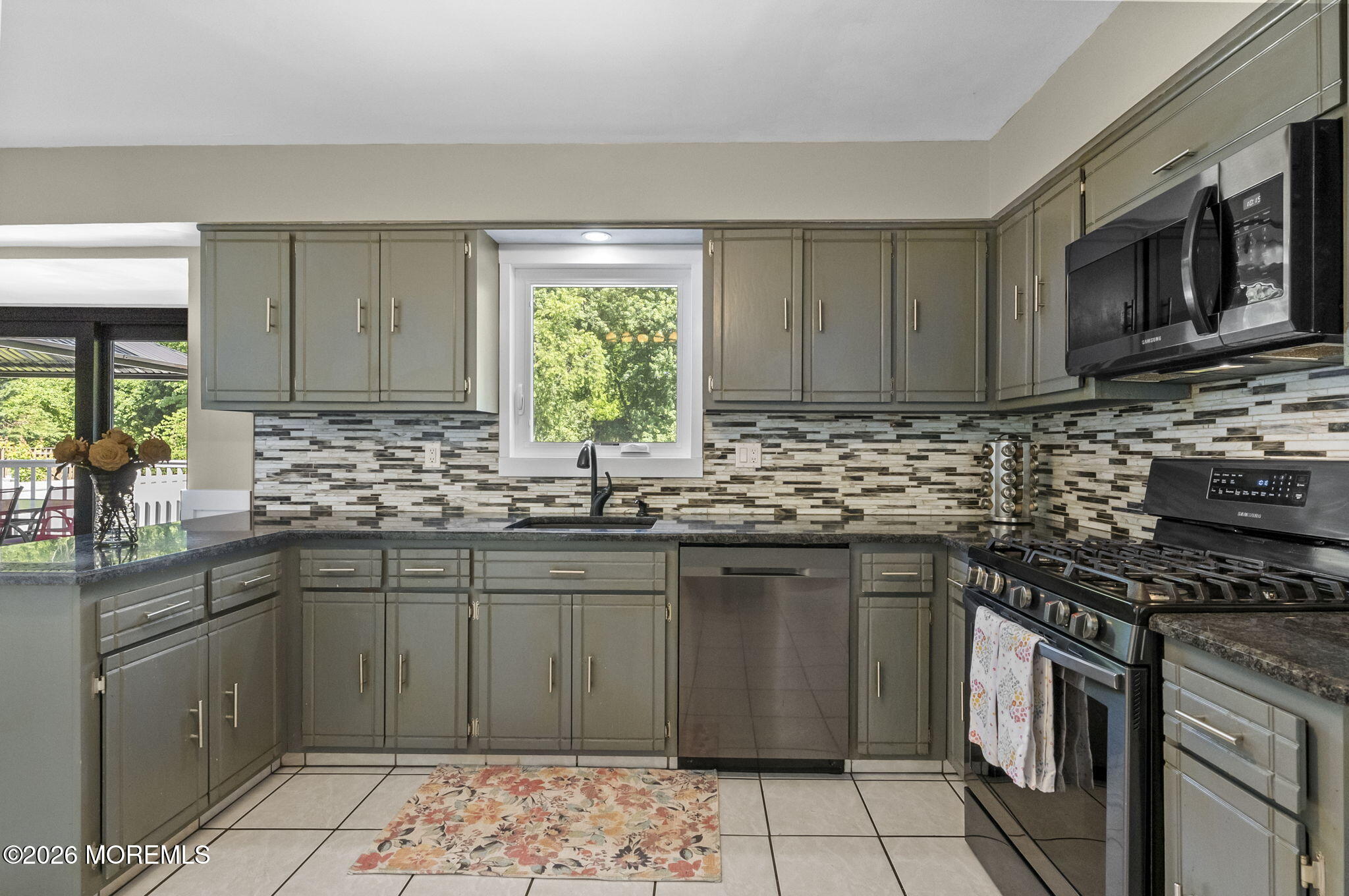 4 Catlett Court Manalapan NJ 07726