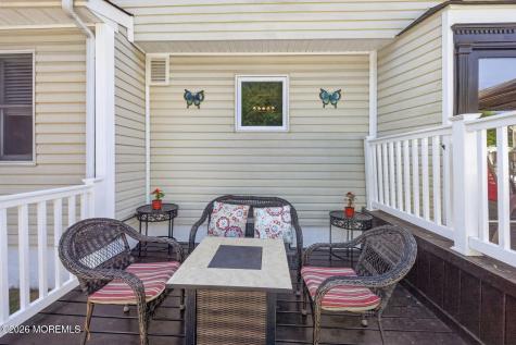 4 Catlett Court Manalapan NJ 07726