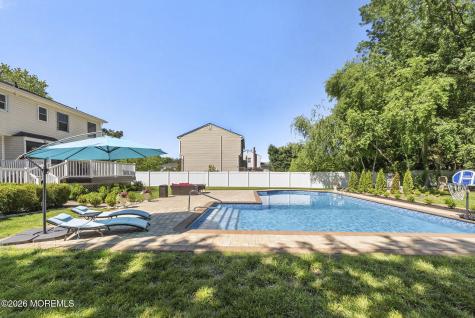 4 Catlett Court Manalapan NJ 07726