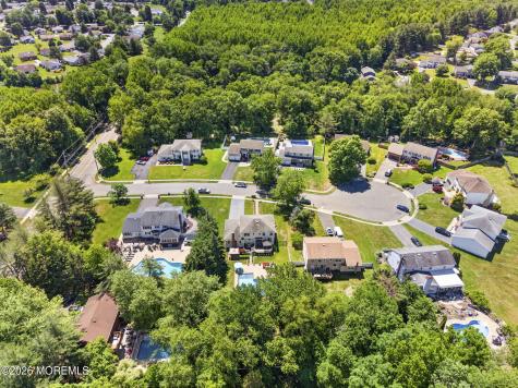 4 Catlett Court Manalapan NJ 07726