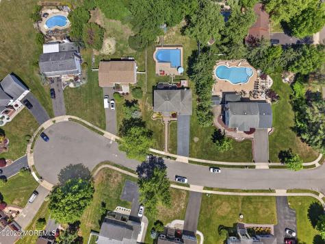 4 Catlett Court Manalapan NJ 07726