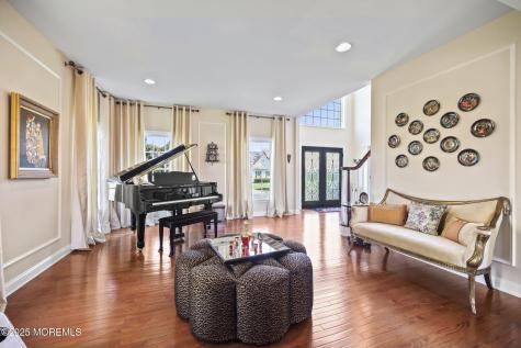 20 Courtney Court Freehold NJ 07728