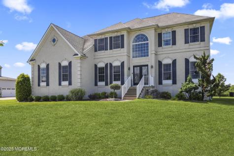 20 Courtney Court Freehold NJ 07728