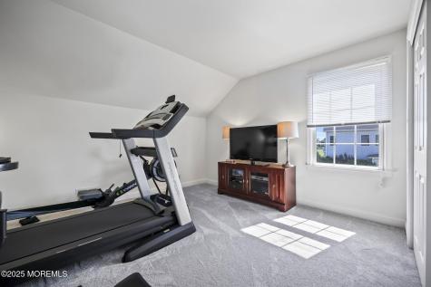 20 Courtney Court Freehold NJ 07728