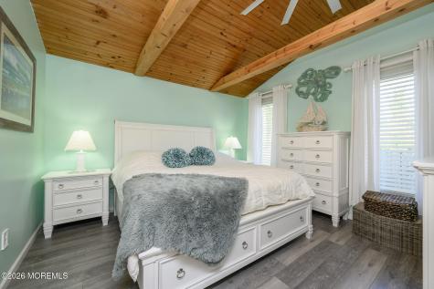 293 Louis Avenue Bayville NJ 08721