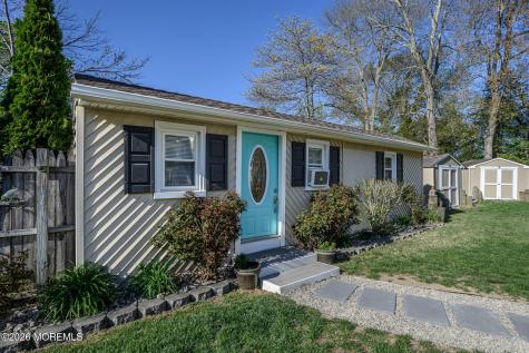 293 Louis Avenue Bayville NJ 08721
