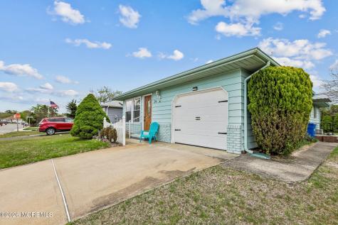 24 Saint Kitts Drive Toms River NJ 08757