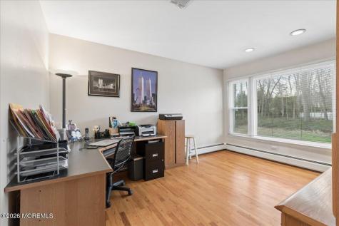 5 Crown Court Manalapan NJ 07726