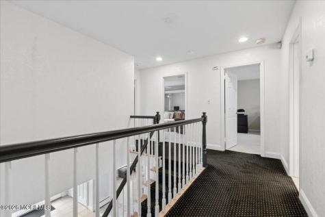 5 Crown Court Manalapan NJ 07726