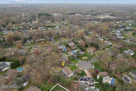5 Crown Court Manalapan NJ 07726